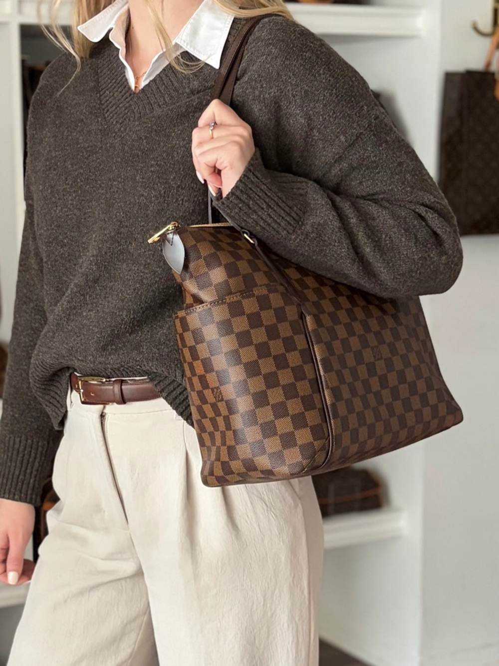 Louis Vuitton Damier Ebene Totally MM Shoulder Tote Bag